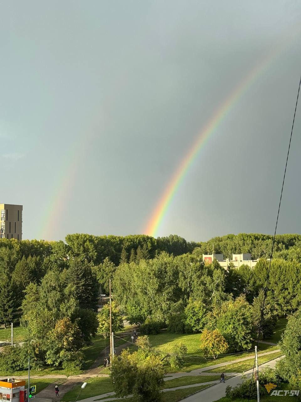 Фото В Новосибирске опубликованы кадры двойной радуги после дождя 2 - Сиб.ФМ Фото В Новосибирске опубликованы кадры двойной радуги после дождя 2
